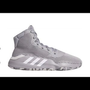 Adidas Mens Pro Bounce 2019 Mid Basketball Shoe